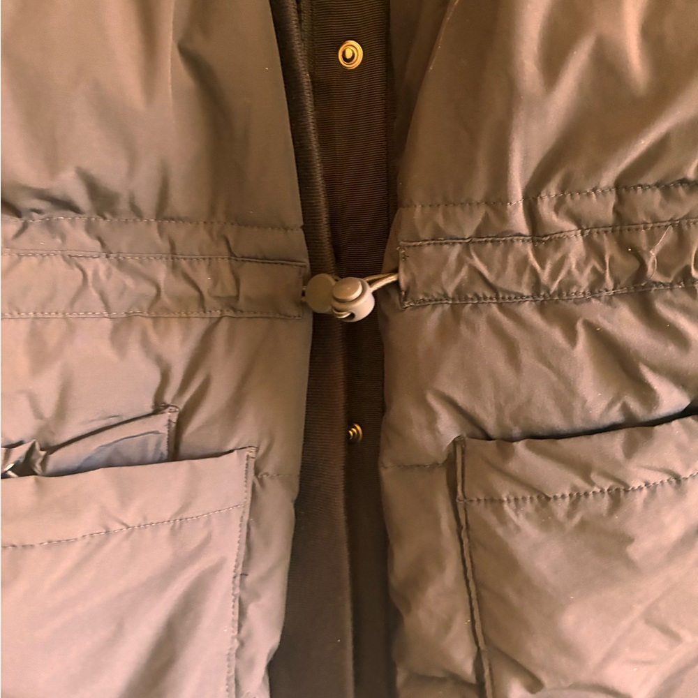 Women's Black Puffer Jacket - Picture 3 of 4